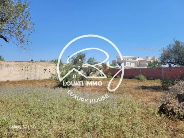 Terrain a vendre a la Soukra