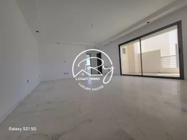 A Vendre un Appartement S+2 DIRCT PROMOTEUR A LA SOUKRA