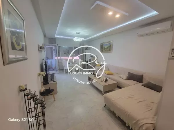 A vendre S+3 a la Soukra
