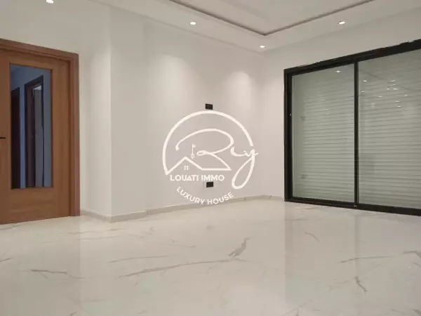 A Vendre un Appartement S+3 Direct Promoteur à Jardins De Carthage