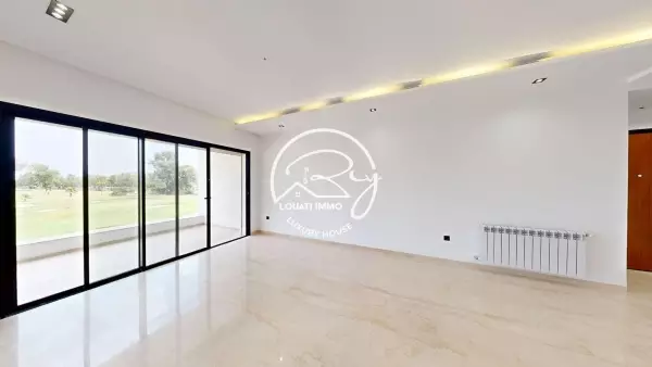 A VENDRE S+3 A LA SOUKRA