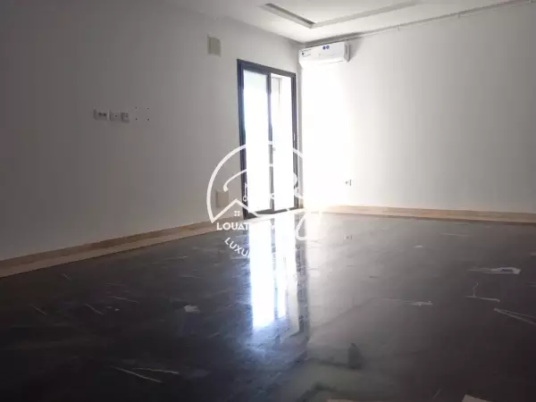 A Vendre Un Appartement S+2 à La Nouvelle Soukra