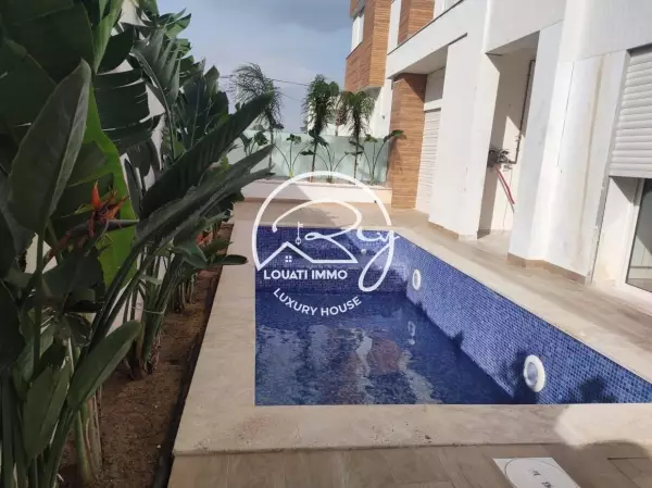 A VENDRE UN DUPLEX S+4 A LA SOUKRA