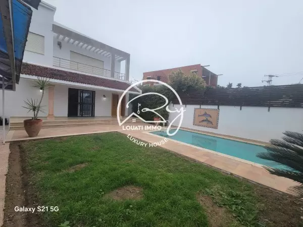 A LOUER UNE VILLA S+5 A LA SOUKRA -SIDI SALAH