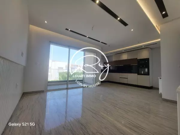 A VENDRE S+1 A CHOTRANA LA SOUKRA