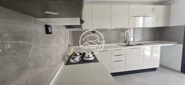 A Vendre Un appartement S+2 A Jardin De Carthage