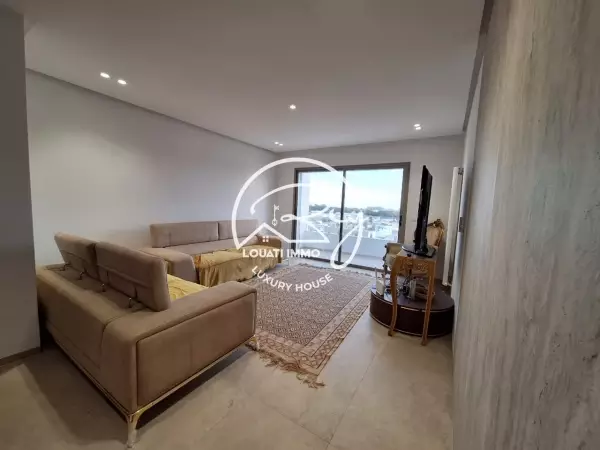 A louer un superbe appartement S+3 à Ain Zaghouan Nord