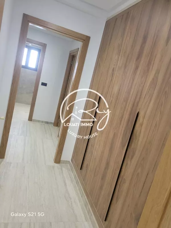 Appartement en -cous De Construction A La Soukra