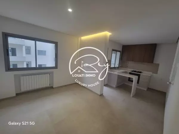 A louer Un Appartement S+1 à Ain Zaghouan Nord