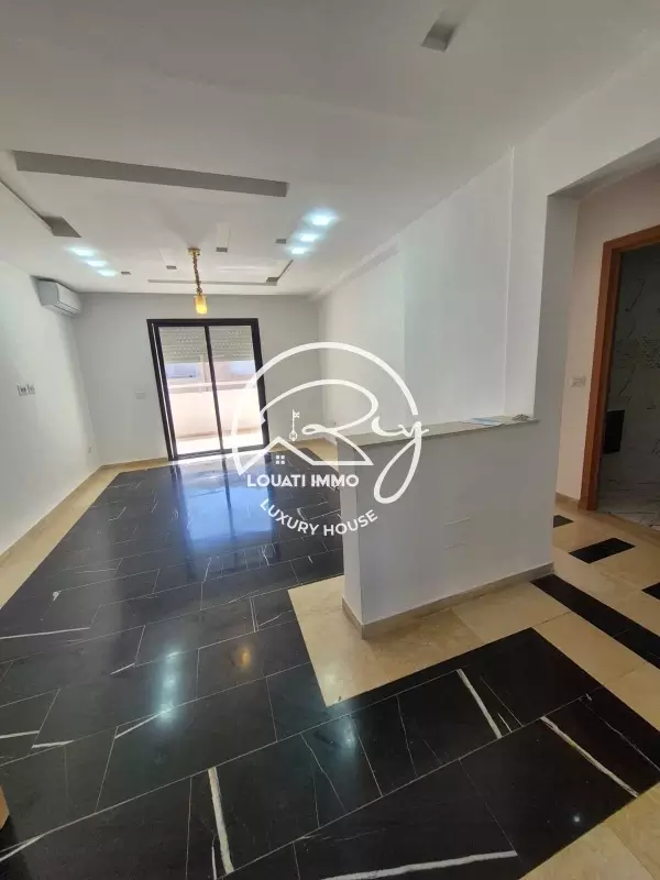 A Vendre S+2 A Cité El Wahat