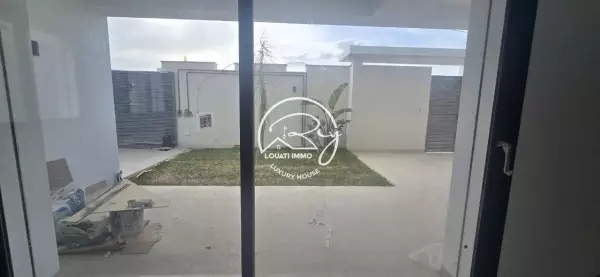 A louer une villa S+2 jamais habitée à Gammart