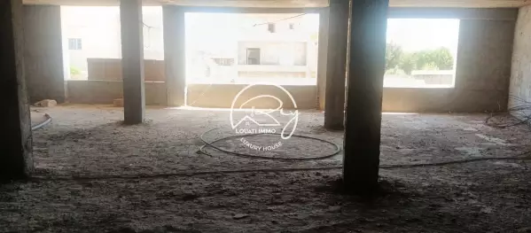 A louer local commercial à Ain Zaghouan Nord